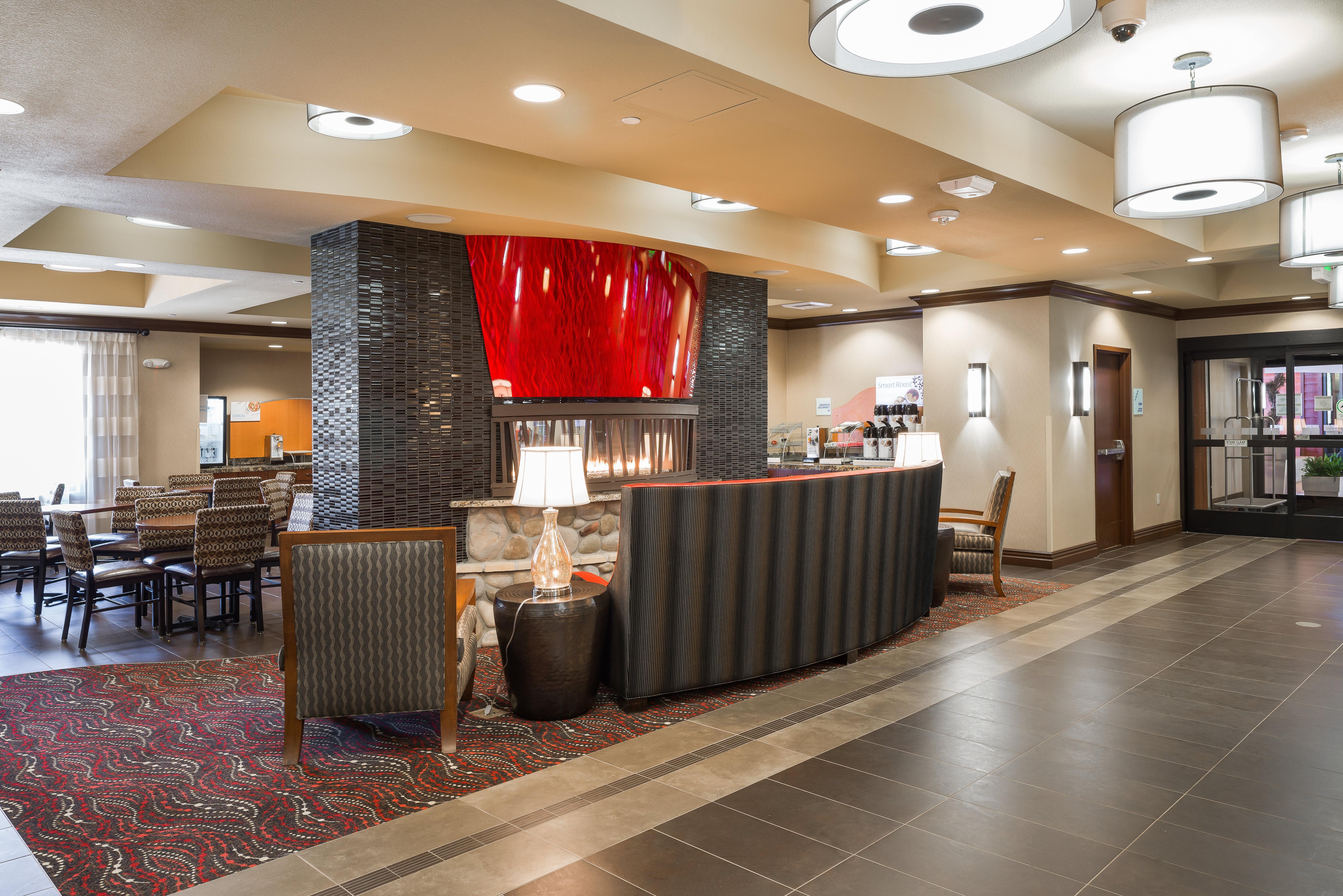 Holiday Inn Express Klamath - Redwood Ntl Pk Area By Ihg Exterior foto