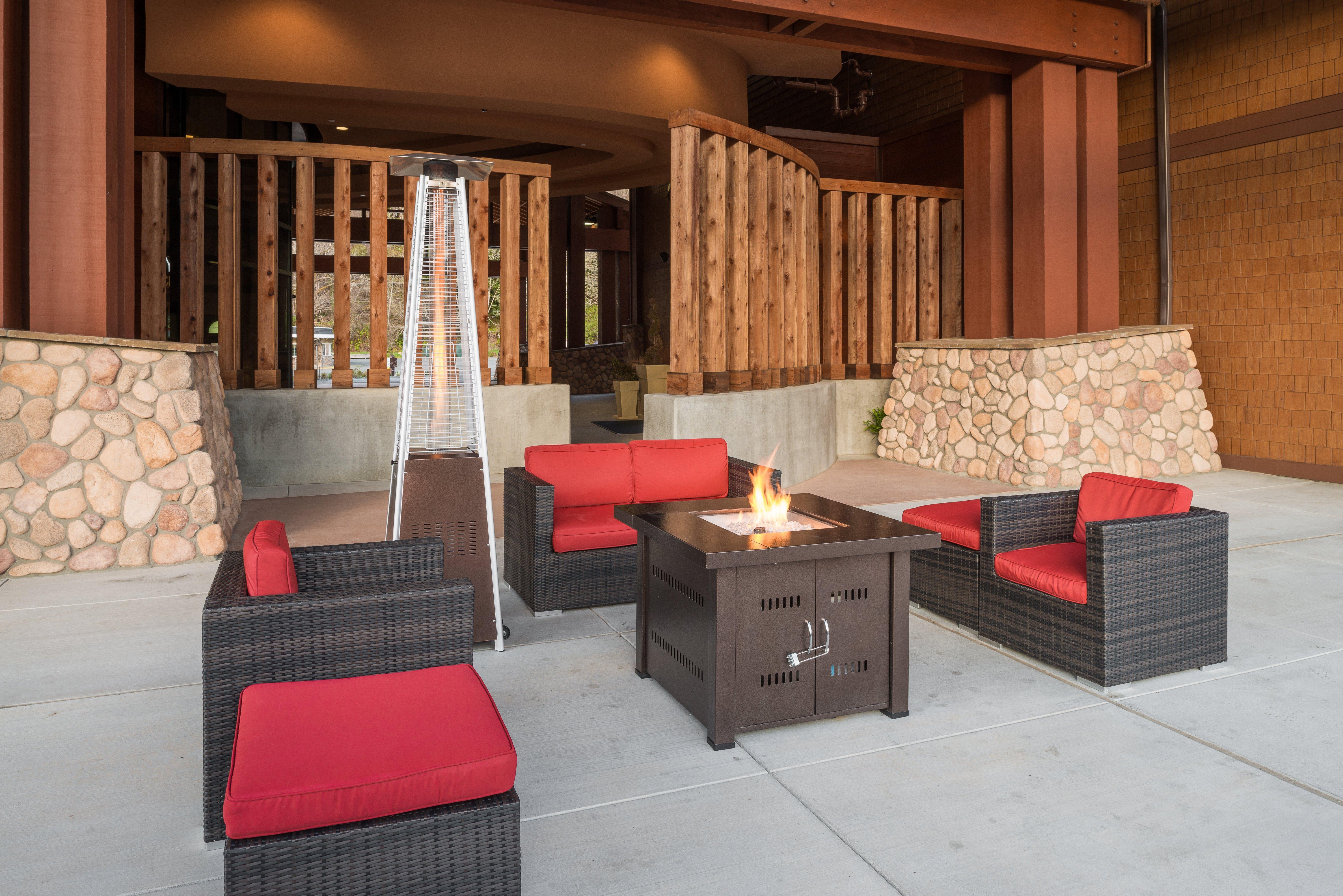 Holiday Inn Express Klamath - Redwood Ntl Pk Area By Ihg Exterior foto