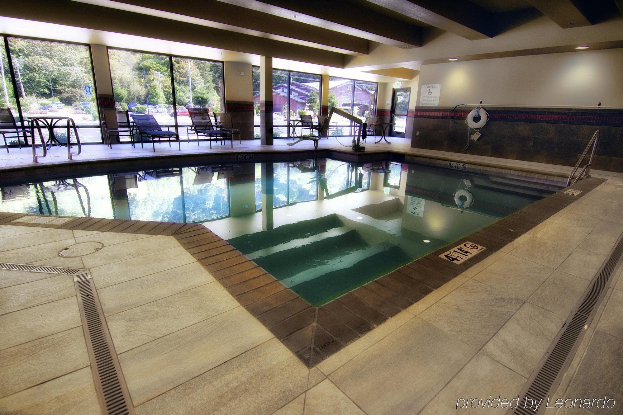 Holiday Inn Express Klamath - Redwood Ntl Pk Area By Ihg Exterior foto